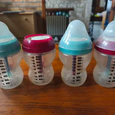 4 biberons anti colique 